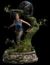 lara.jpg (531585 bytes)
